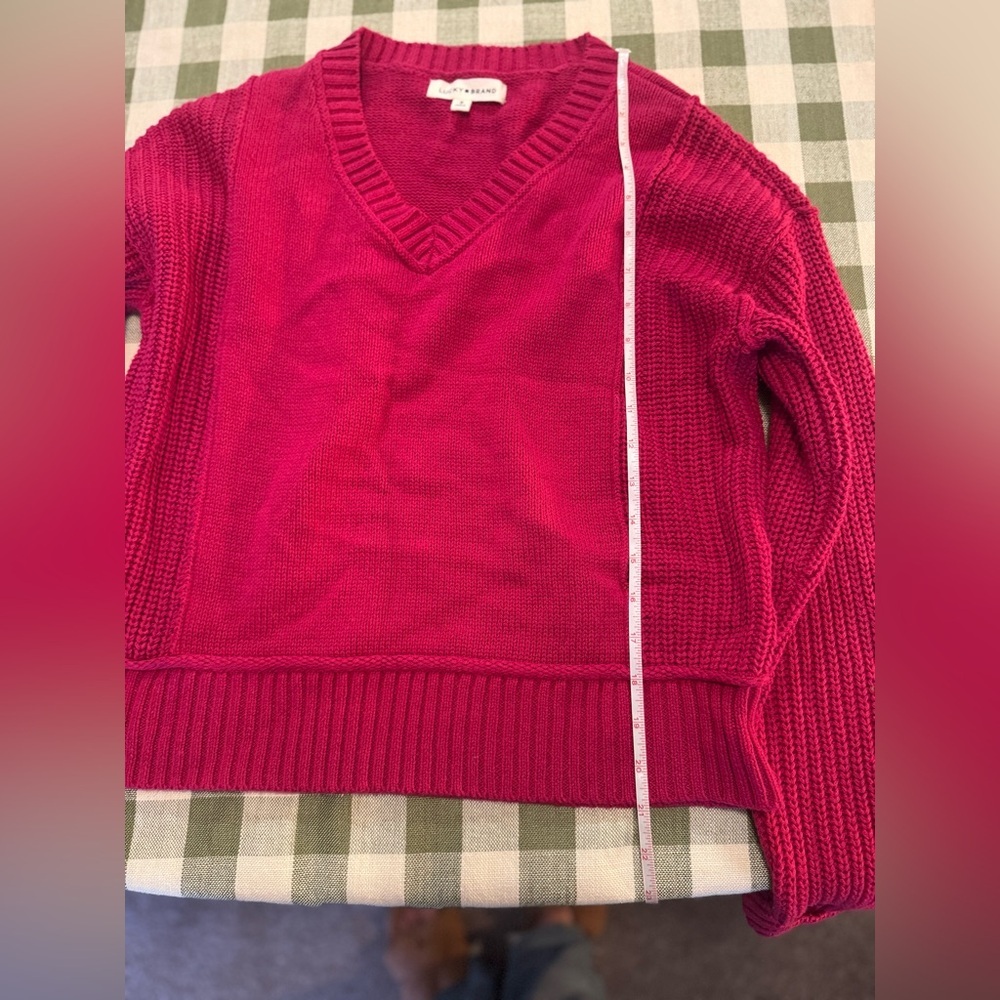 Lucky Brand Textured V-Neck Sweater in Sangria - Picture 9 of 14